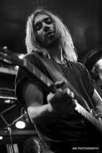 paves one, monarch alan wells