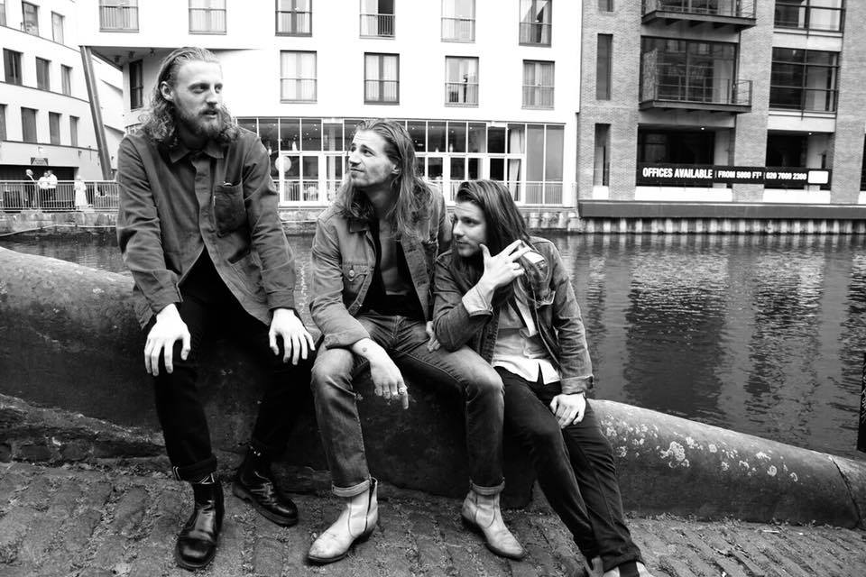 34160244_1359804377496228_1635261733700370432_n